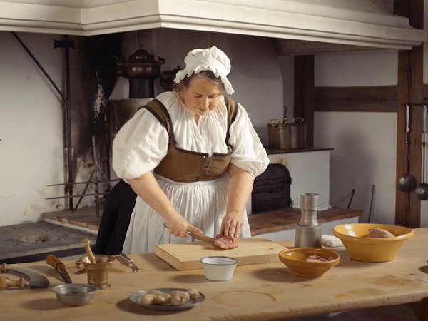 Bild von einem Köchin in der Schlossküche