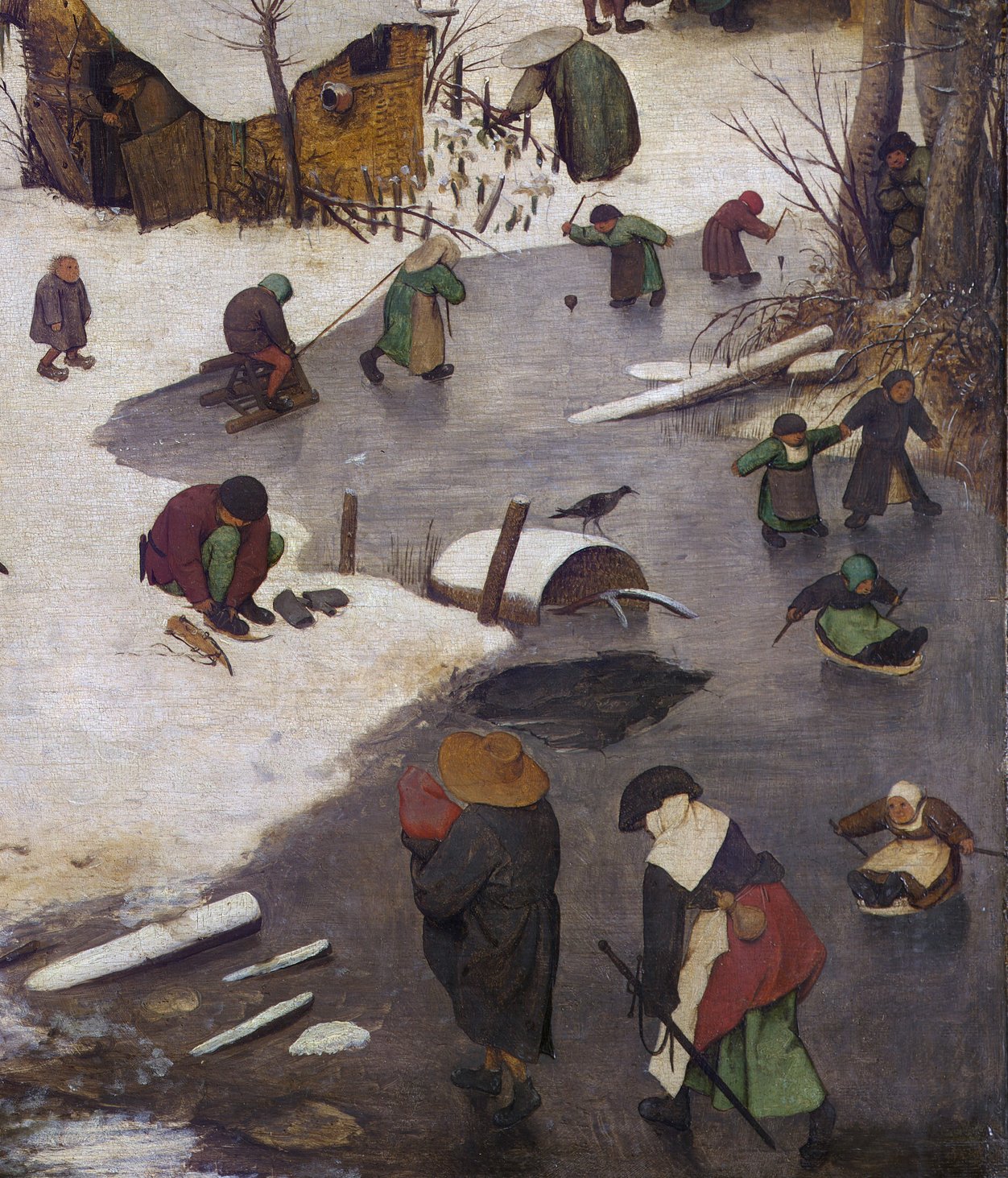 Das Gemälde fängt die unbeschwerte Freude ein, die sich auf dem zugefrorenen Fluss entfaltet, wo Kinder spielen. Am Rand der Eisfläche schnallt sich ein Mann Kufen an die Schuhe. 
