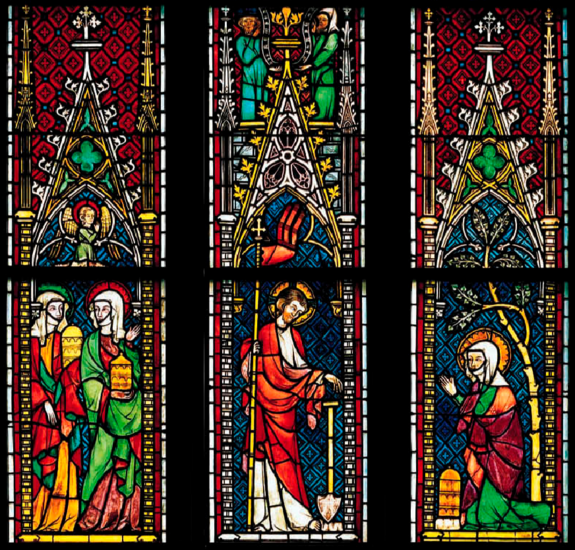 Christliche Geschichten als Comic verpackt Glasmalereien in der Kirche