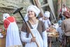 Mittelaltermarkt Schloss Lenzburg: Kochen mit mittelalterlichem Ofen