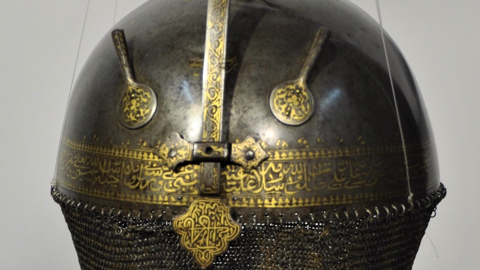Wie kam ein Helm aus dem Orient nach Lenzburg? - Museum Aargau